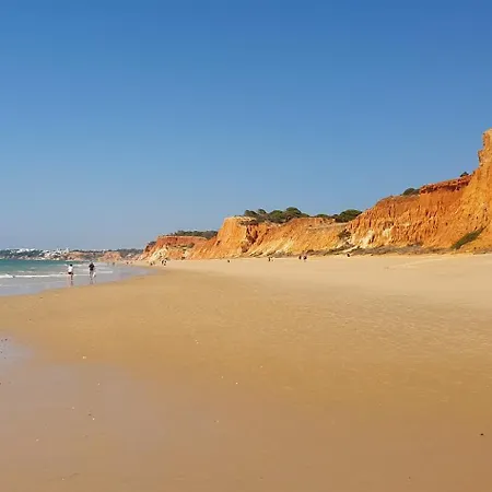 Refugio Na Da Falesia, A Pe E Golfe, Alfamar E Falesia דירה