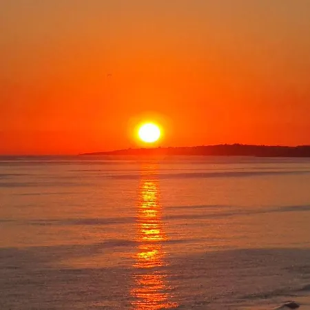 Refugio Na Da Falesia, A Pe E Golfe, Alfamar E Falesia *